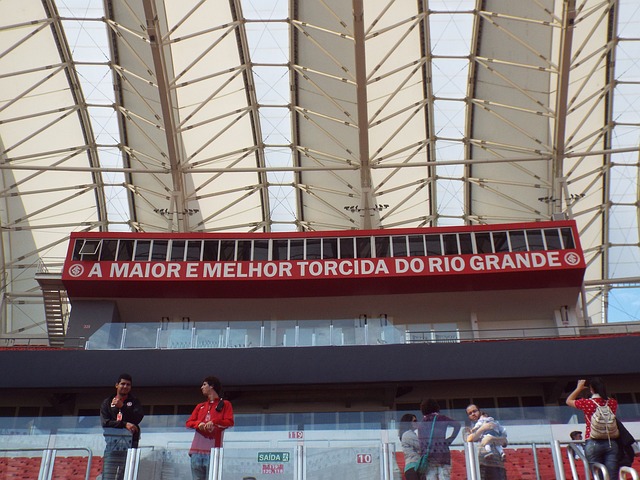 较量更是丝 较量更是丝